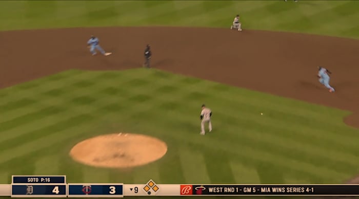 Miguel Sano’s baserunning error